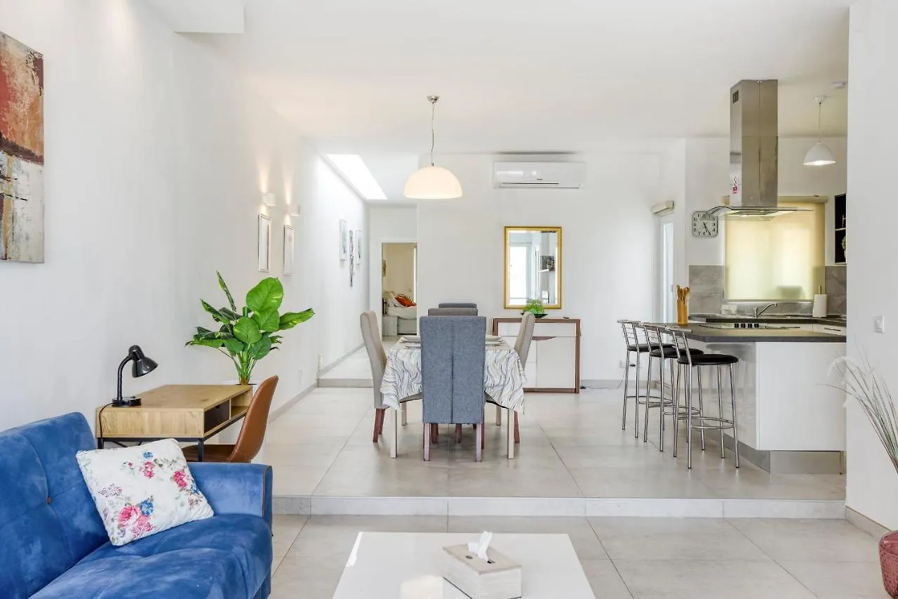 Apartment Gzira Penthouse - Hosted By Sweetstay