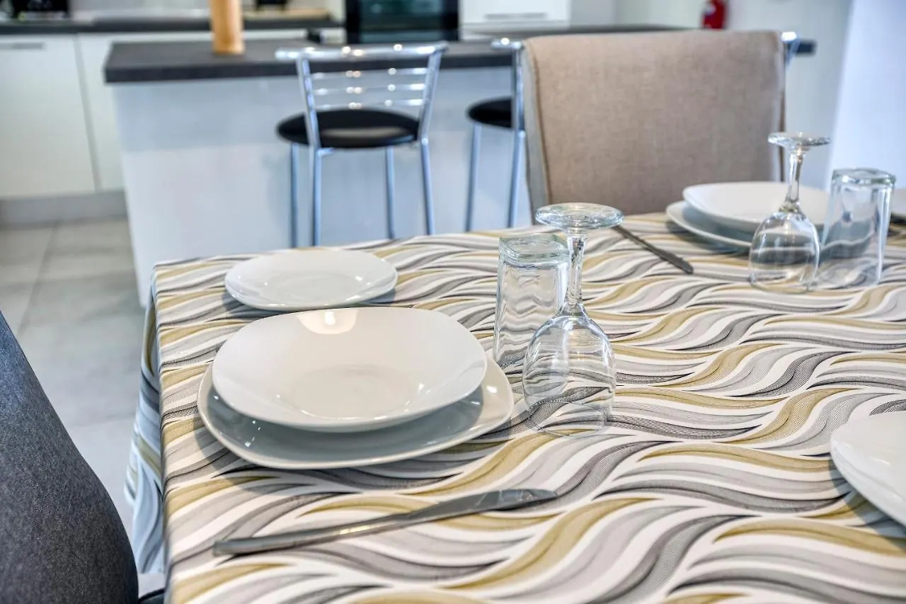 Gzira Penthouse - Hosted By Sweetstay