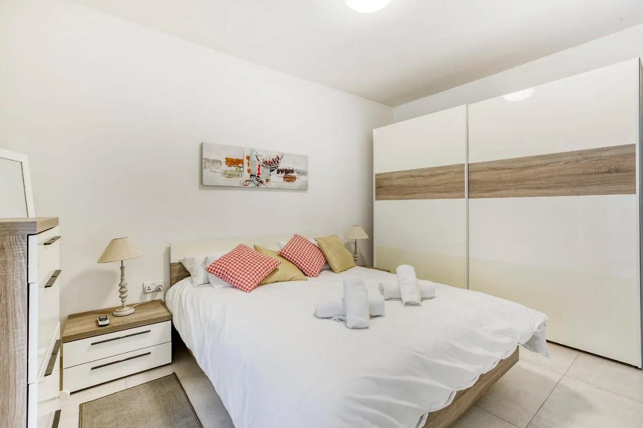 Gzira Penthouse - Hosted By Sweetstay 0*,  Malta